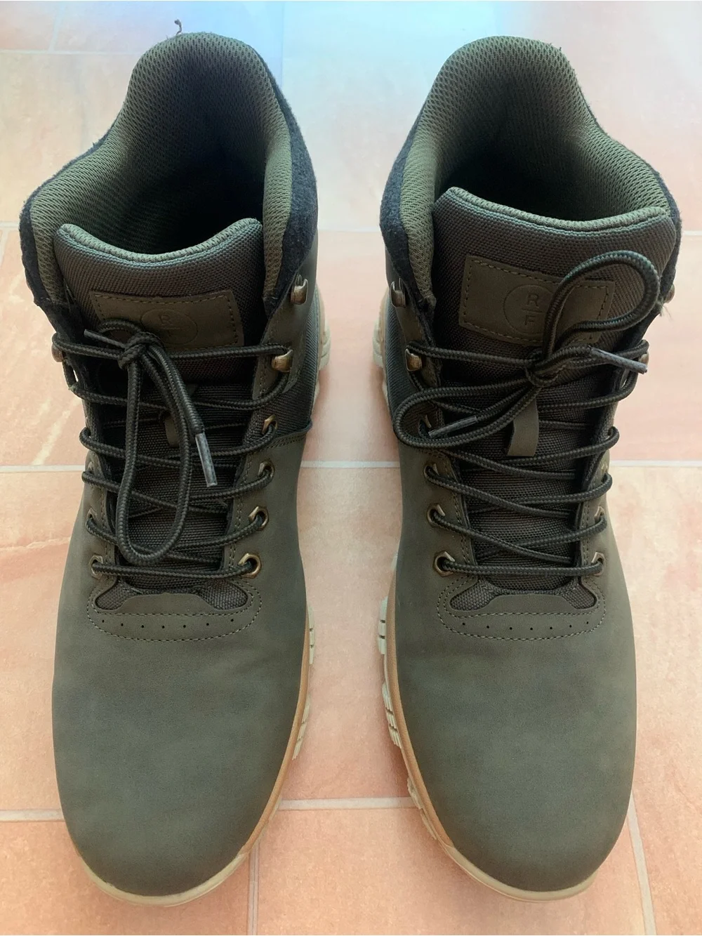 Reserved Footwear Men's Olive Green & Tan Brown Suede Lace-up High-Top Boots